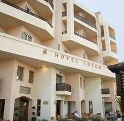 $item['hotel']['name']