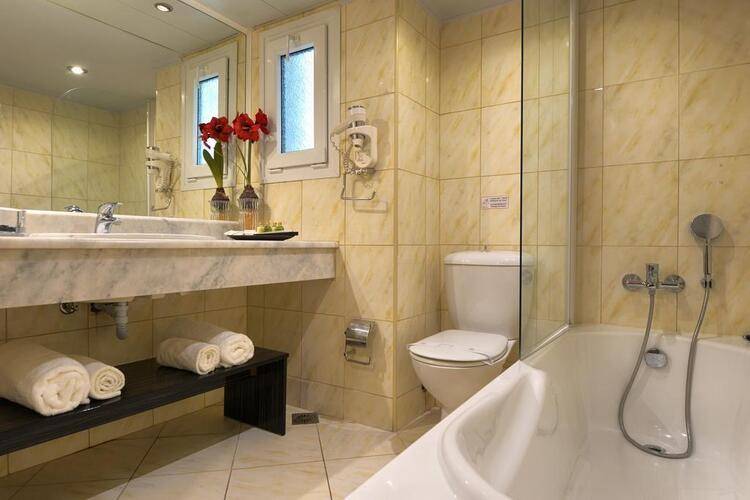 Ariti Grand Hotel
