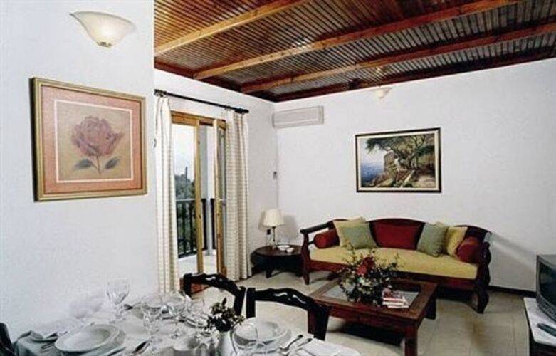 Corfu Aquamarine Hotel (Ex. Corfu Residence Hotel)