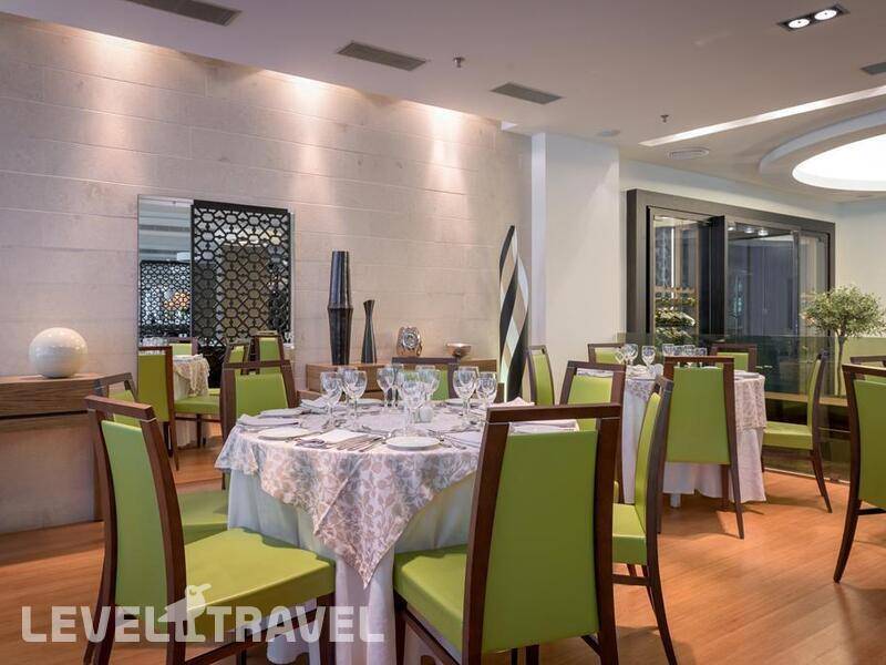 Фотография Olympic Palace Resort Hotel & Convention Center