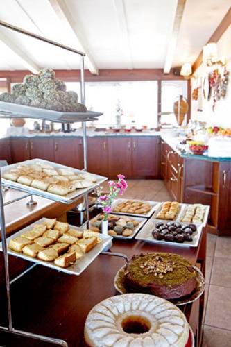 Azade Hotel