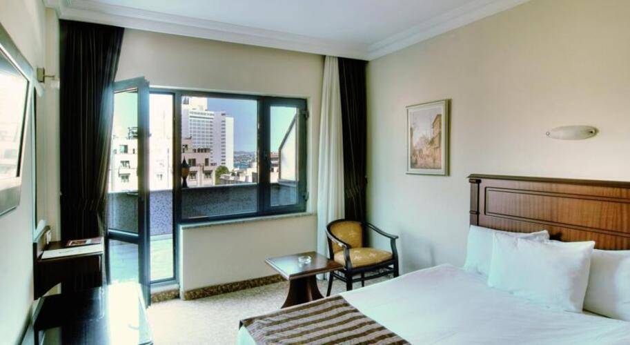 Seminal Hotel