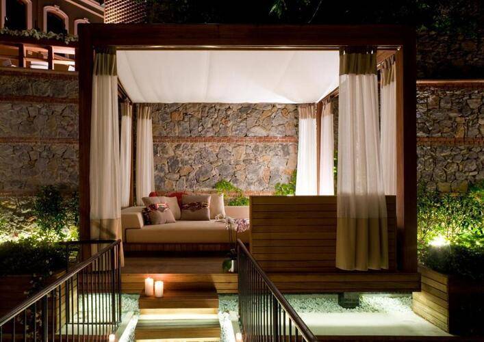 W Istanbul Hotel