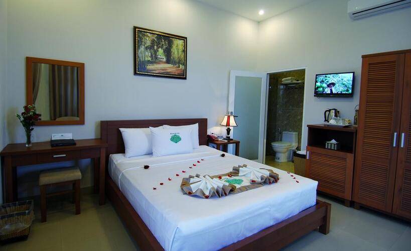 Madamcuc Saigon Emerald Resort