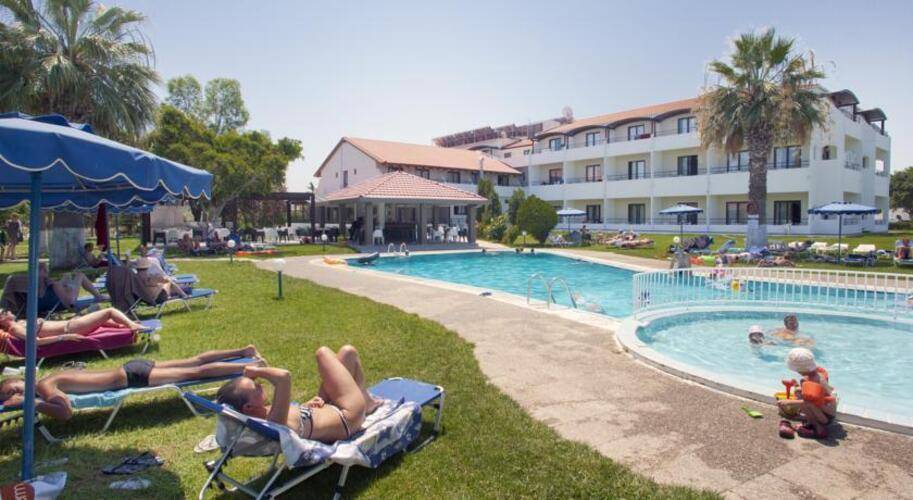 Matoula Beach Hotel