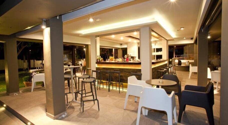 Matoula Beach Hotel