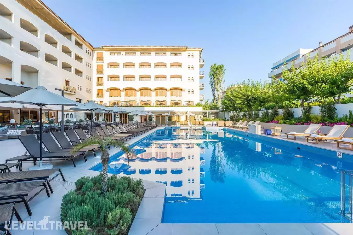 Theartemis Palace Hotel