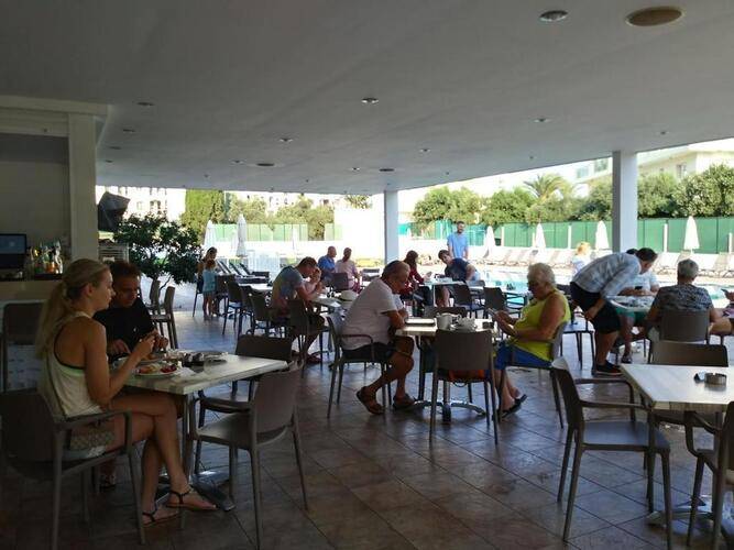 Livas Hotel Apartments