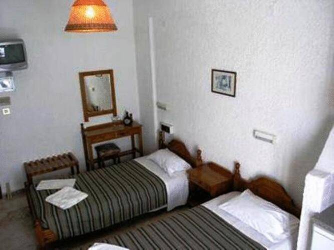 Lia Apartments