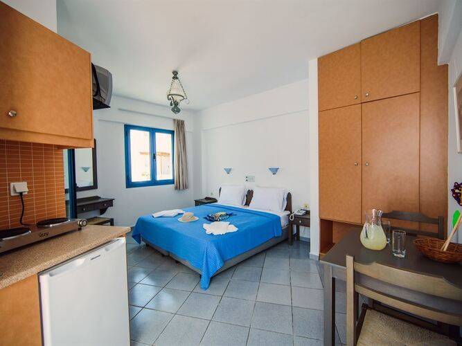 Iliana Hotel Apartments