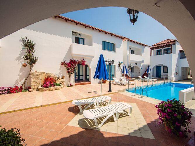 Iliana Hotel Apartments