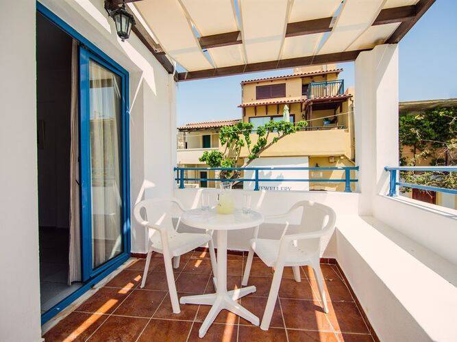 Iliana Hotel Apartments