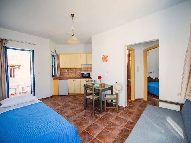Iliana Hotel Apartments