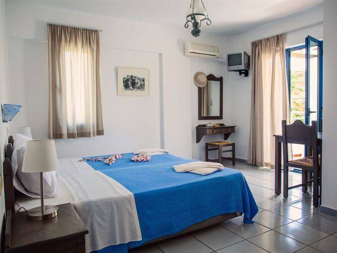 Iliana Hotel Apartments