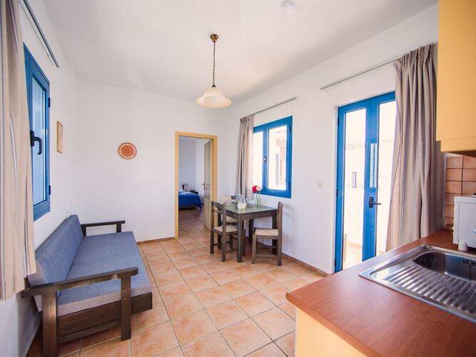 Iliana Hotel Apartments