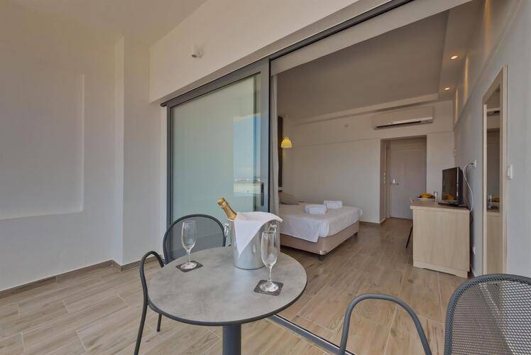 Mercure Rhodes Alexia (Adults Only 16+) (Ex. Alexia Premier City Hotel)