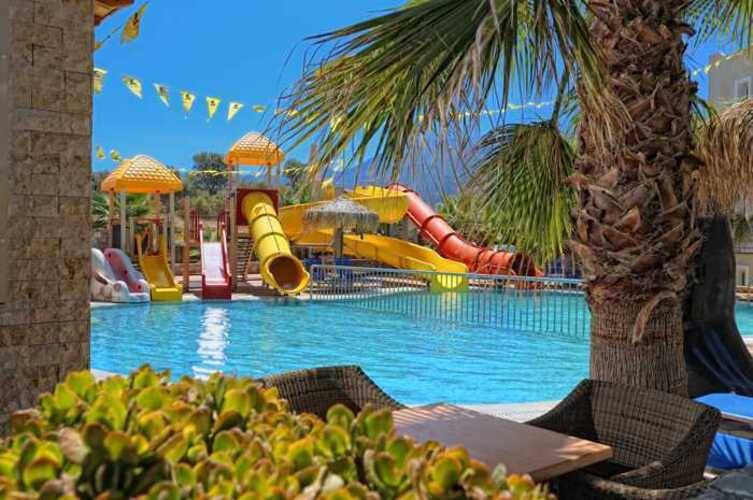 Aeolos Beach Hotel