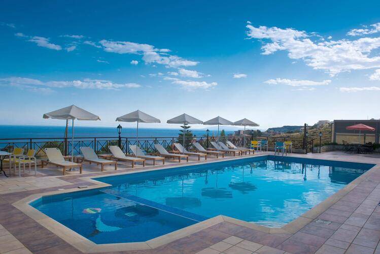 Irida Hotel & Apartments