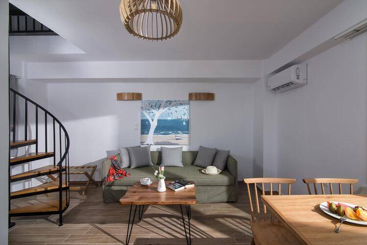 Irida Hotel & Apartments