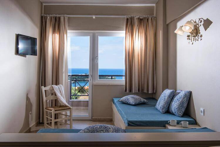 Irida Hotel & Apartments