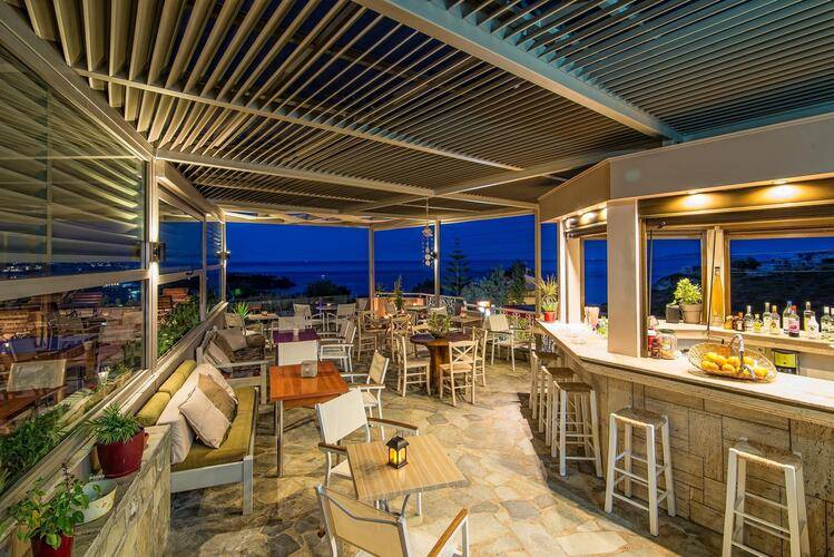 Irida Hotel & Apartments
