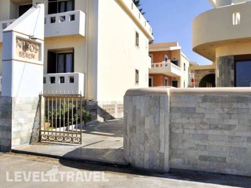 Фотография Niros Beach Front Apart Hotel