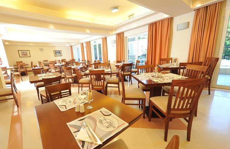 Hellinis Hotel
