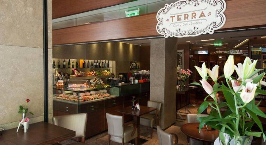 Electra Hotel