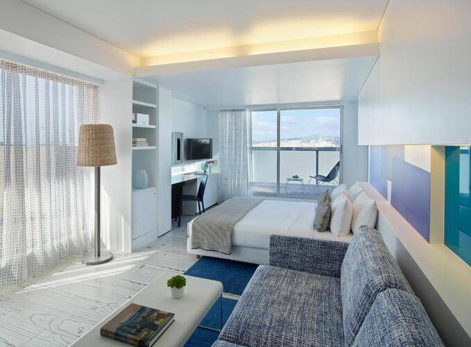 Fresh Hotel