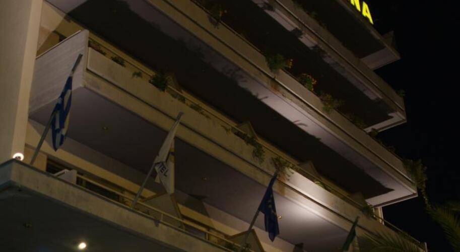 Emmantina Hotel
