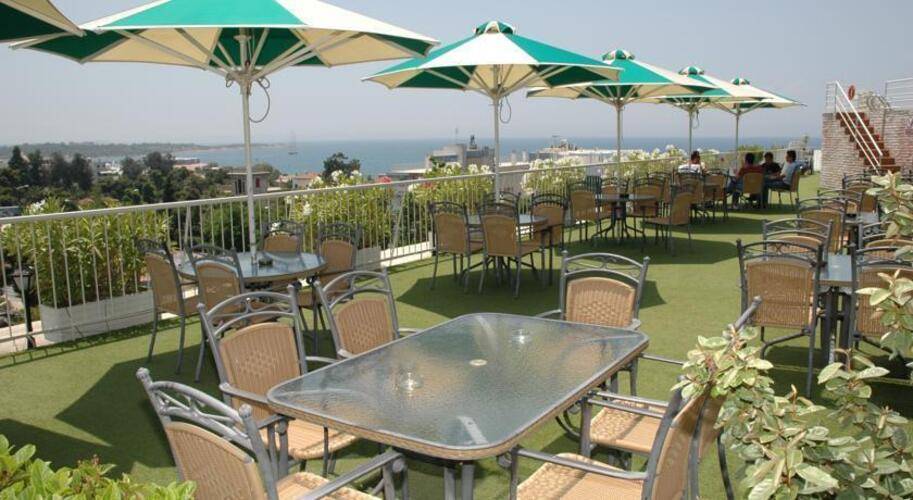 Emmantina Hotel