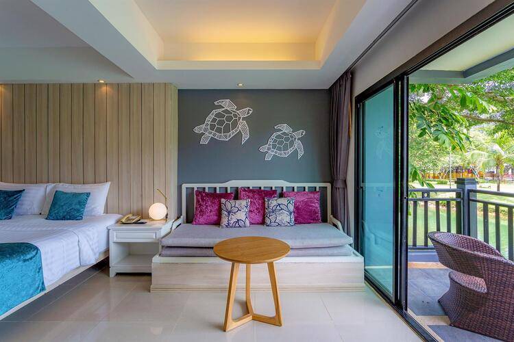 Khao Lak Emerald Beach Resort & Spa