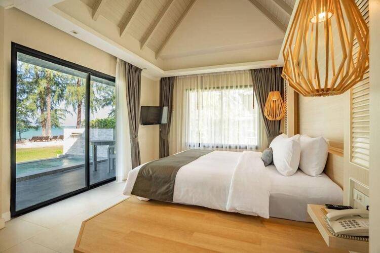 Khao Lak Emerald Beach Resort & Spa