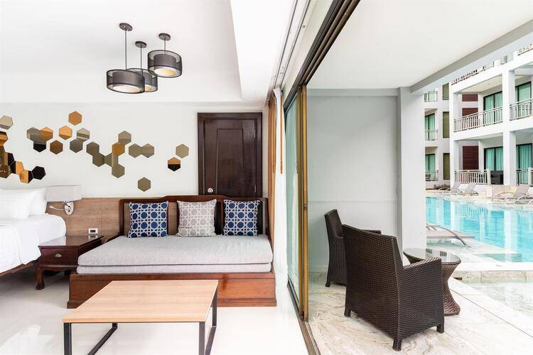 Khao Lak Emerald Beach Resort & Spa