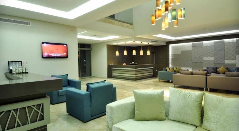 Lugga Deluxe Boutique Hotel & Beach