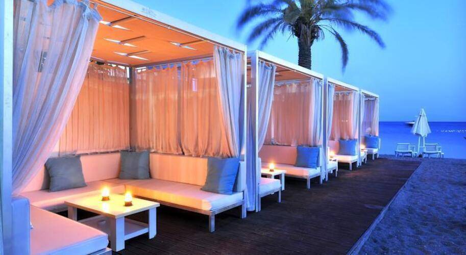 Lugga Deluxe Boutique Hotel & Beach