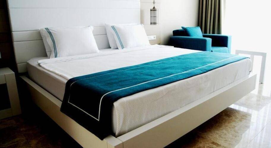 Lugga Deluxe Boutique Hotel & Beach
