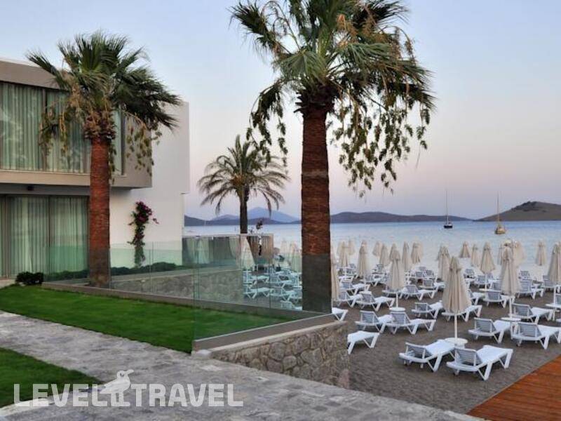 Фотография Lugga Deluxe Boutique Hotel & Beach