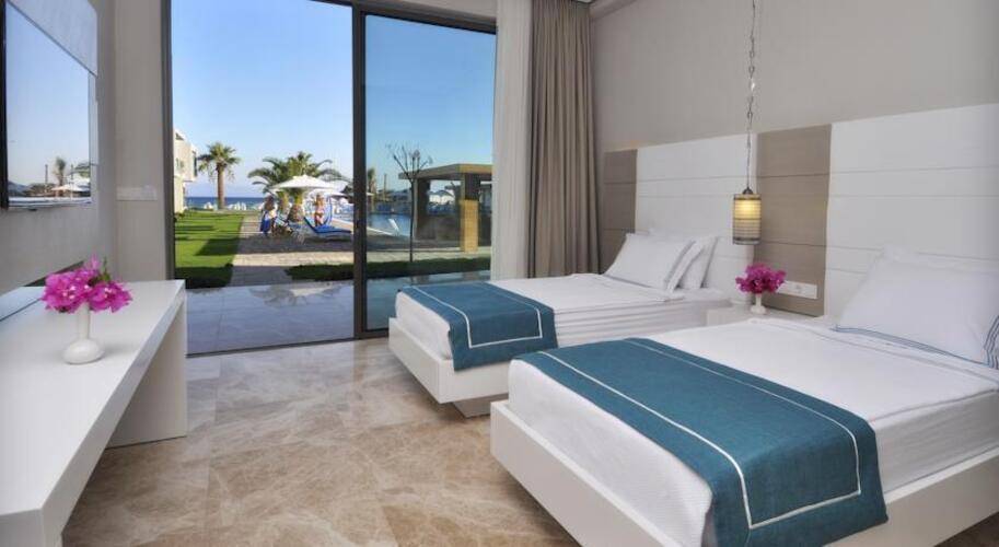 Lugga Deluxe Boutique Hotel & Beach