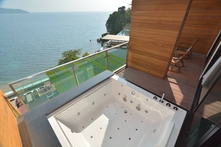 U Zenmaya Phuket