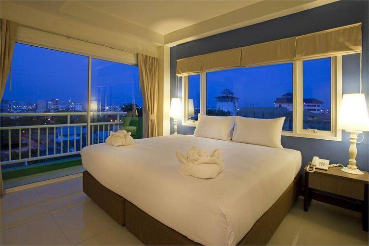 Wiz Hotel