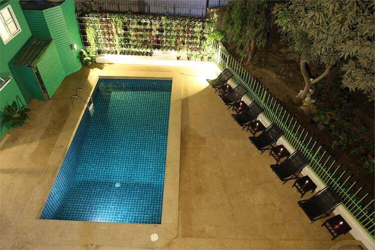 Wiz Hotel