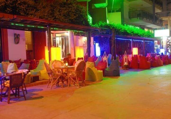 Sunday Beach Hotel