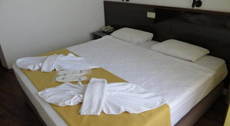 Sunday Beach Hotel