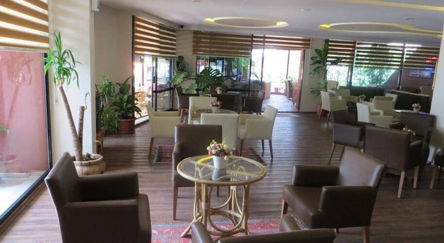 Sunday Beach Hotel