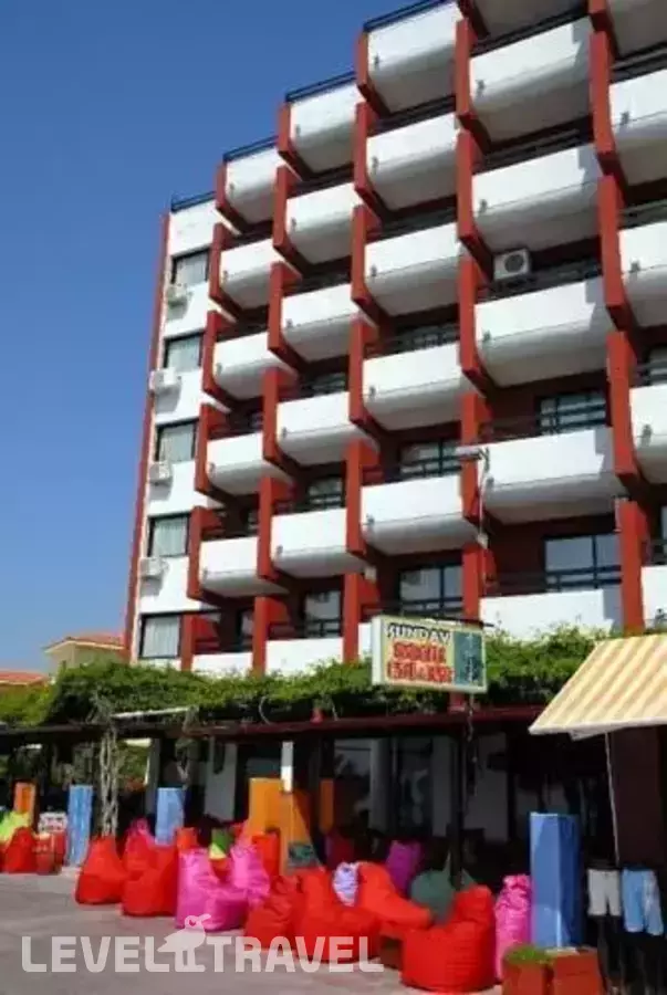 Sunday Beach Hotel