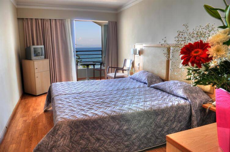 Triton Hotel