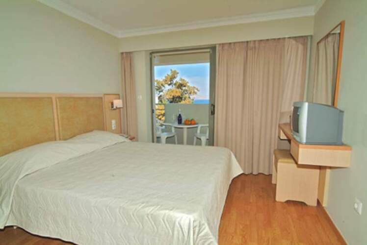 Triton Hotel