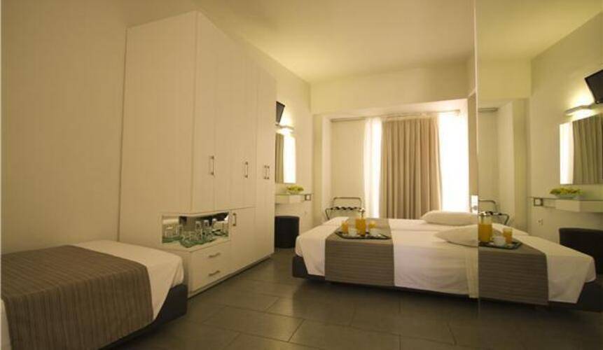 Atlantis City Hotel