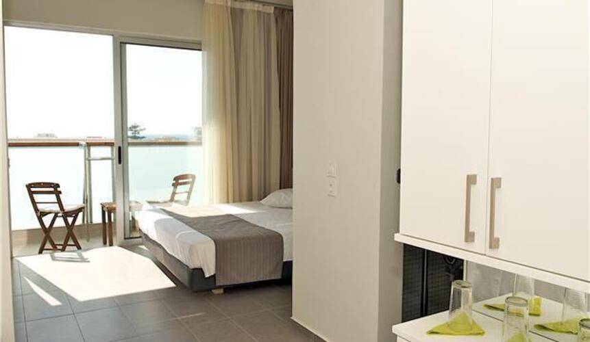 Atlantis City Hotel
